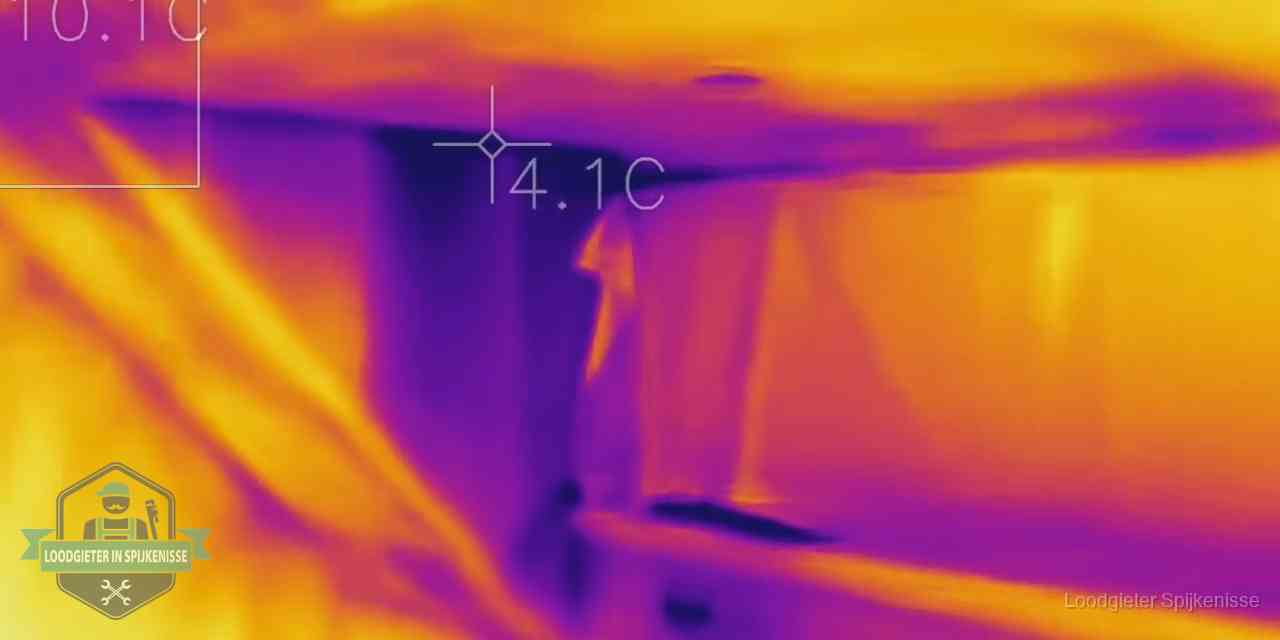 Thermografie bij lekdetectie in Spijkenisse Warmtebeeldopname van een vloerconstructie tijdens lekdetectie in Spijkenisse